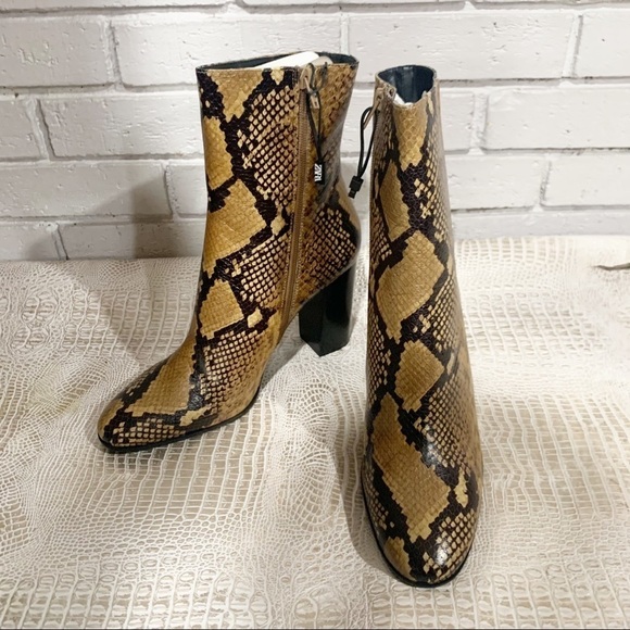 Zara Women’s Leather Animal Print Ankle Booties - Picture 1 of 9